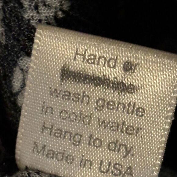 Selga one size black & white paisley tassel ruana open front - Picture 12 of 12